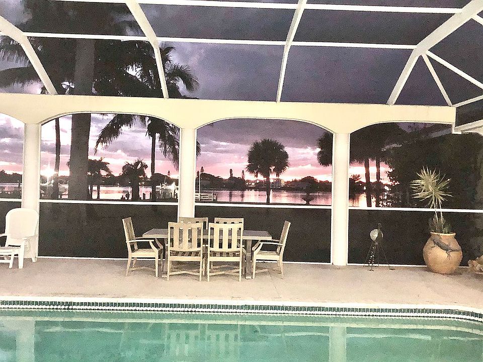 2nd image of 1772 Bayshore Dr