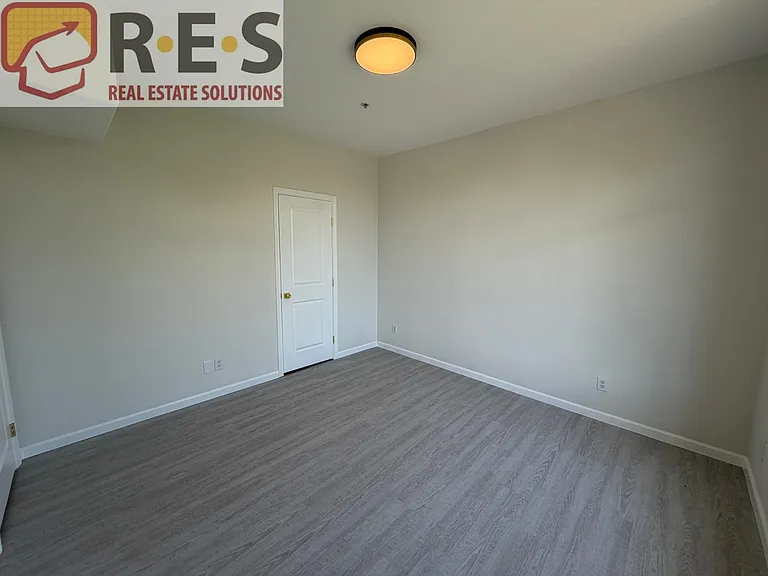 1631 W Canal Cir #832 — Photo 7