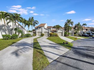 6355 Toulon Dr, Boca Raton, FL 33433