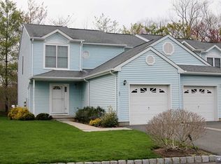 52 Foxwood Sq N #52, Old Tappan, NJ 07675