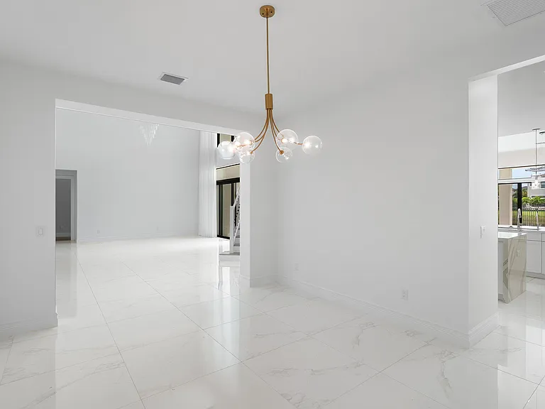 17352 Rosella Rd — Photo 17