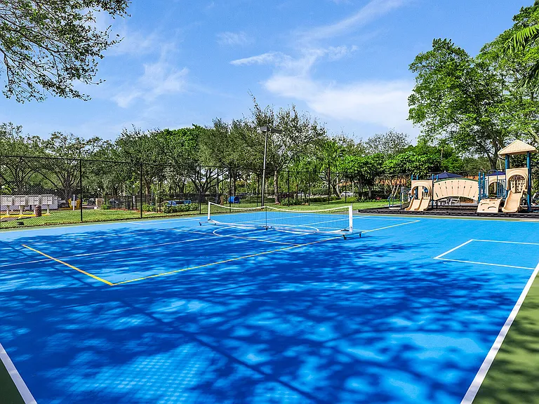 Boynton Place Apartments — Photo 24