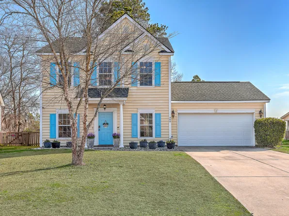 304 Lakewind Dr, Moncks Corner, SC 29461