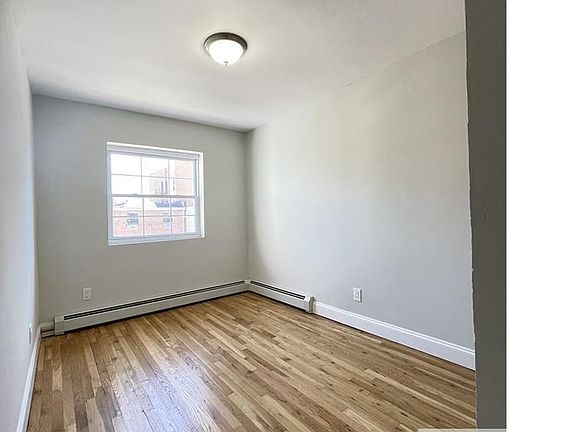 4th image of 3647 Holland Ave APT 1