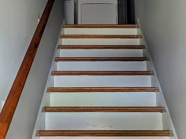 241 S Irwin St #29 — Photo 11