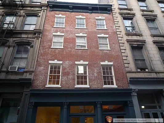 Rented by Bond New York | media 31