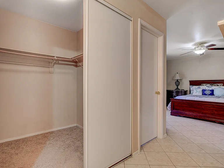 4101 Abrams Ave — Photo 6