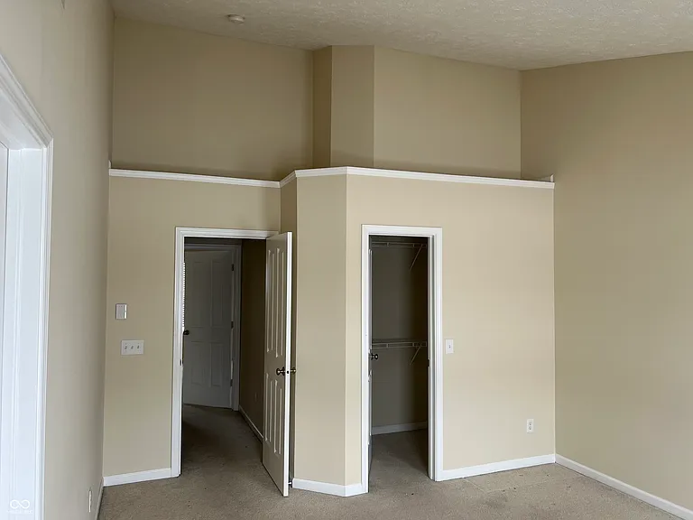 3522 Golden Gate Dr N — Photo 33