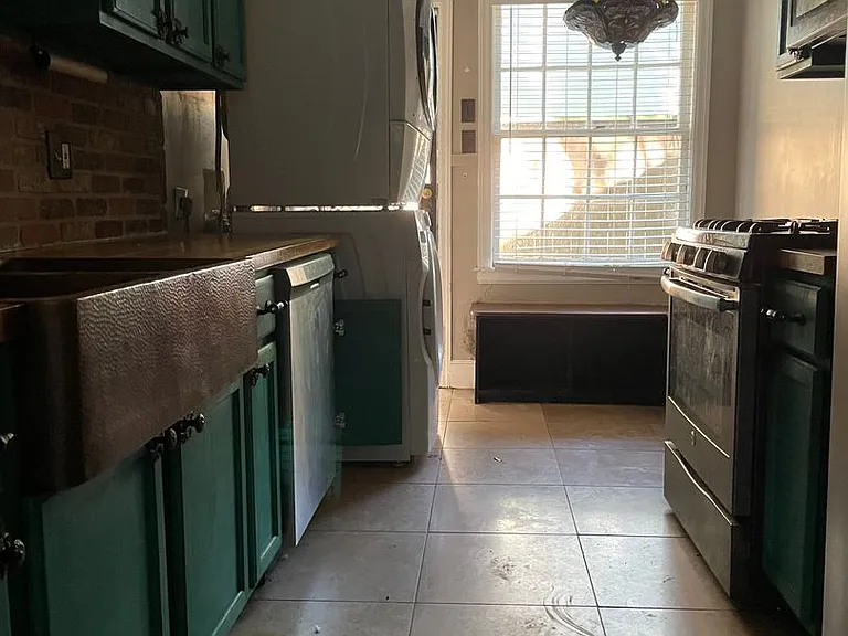 2022 Courtland Pl — Photo 4