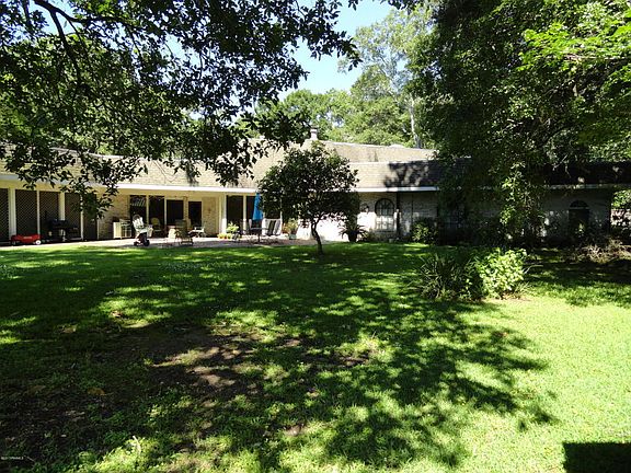 4th image of 301 S Hollingsworth Dr
