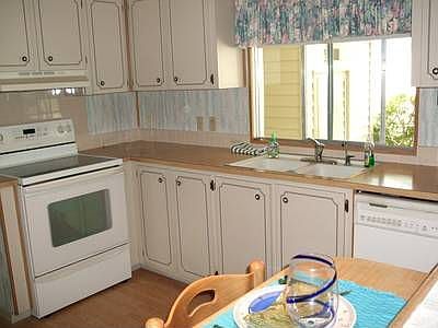 3rd image of 68 Cottagewood Dr #27