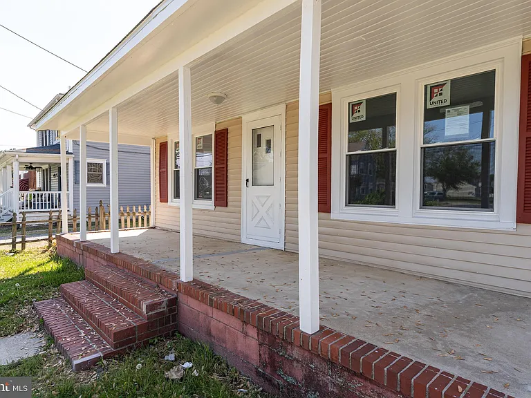 1507 Race St — Photo 6