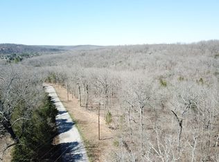 Bluff Rd, Hardy, AR 72542