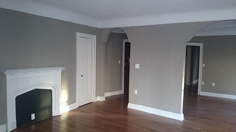 2nd image of 12065 Edgewater Dr APT 9