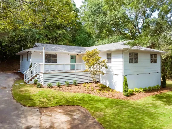 557 Interlox Rd, Irondale, AL 35210