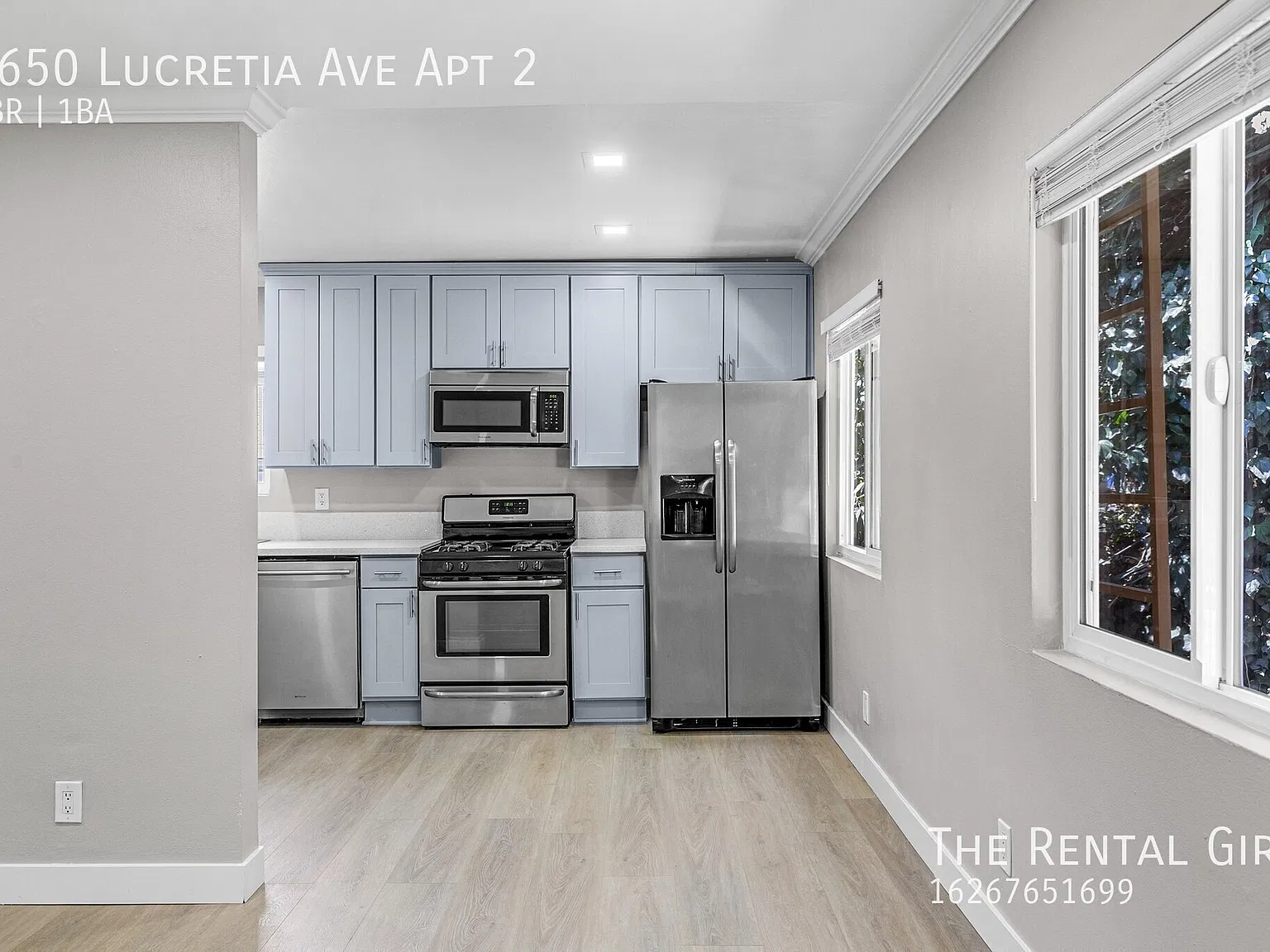 Spacious Top Floor Unit In Triplex | Updated Finishes| All New Appliances | Just Minutes To Echo ... — Photo 3