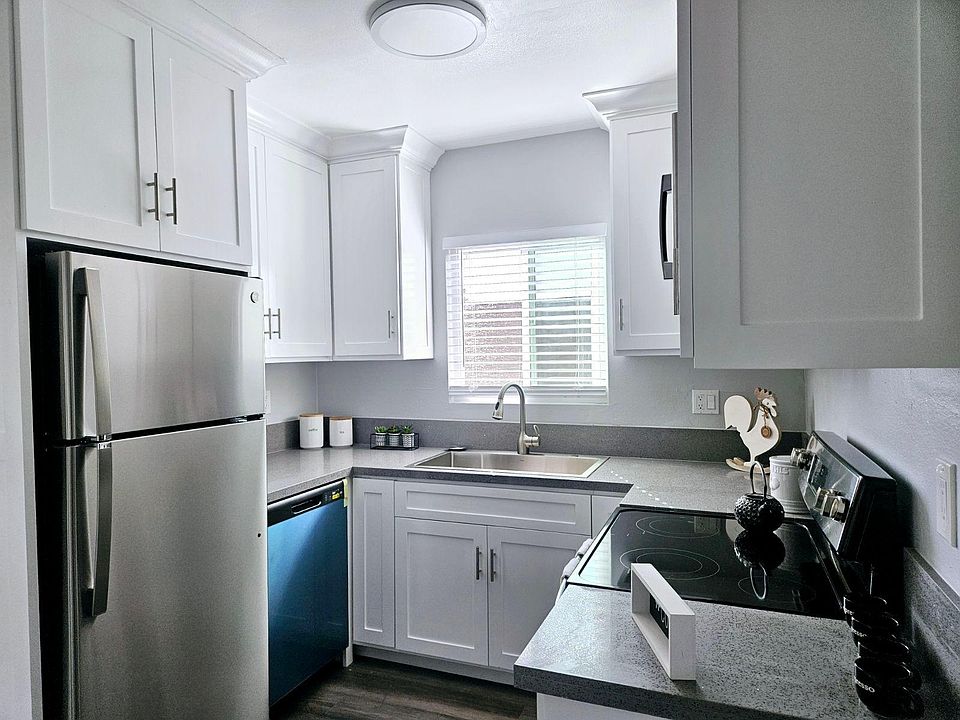 Garrison Townhomes 445 Garrison St Oceanside CA Zillow