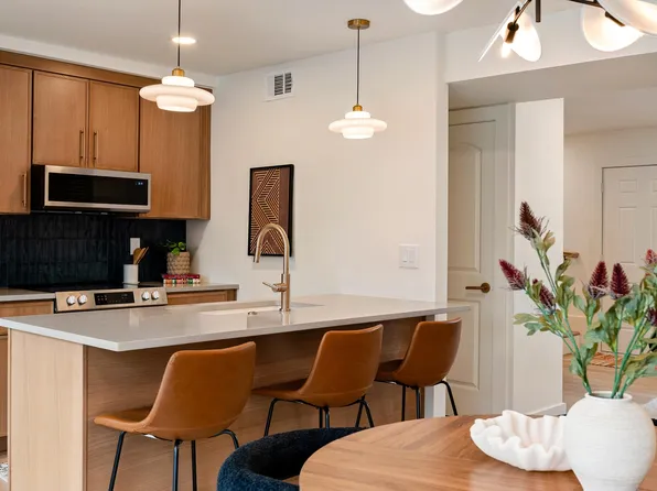 2129 Acklen Ave #6, Nashville, TN 37212