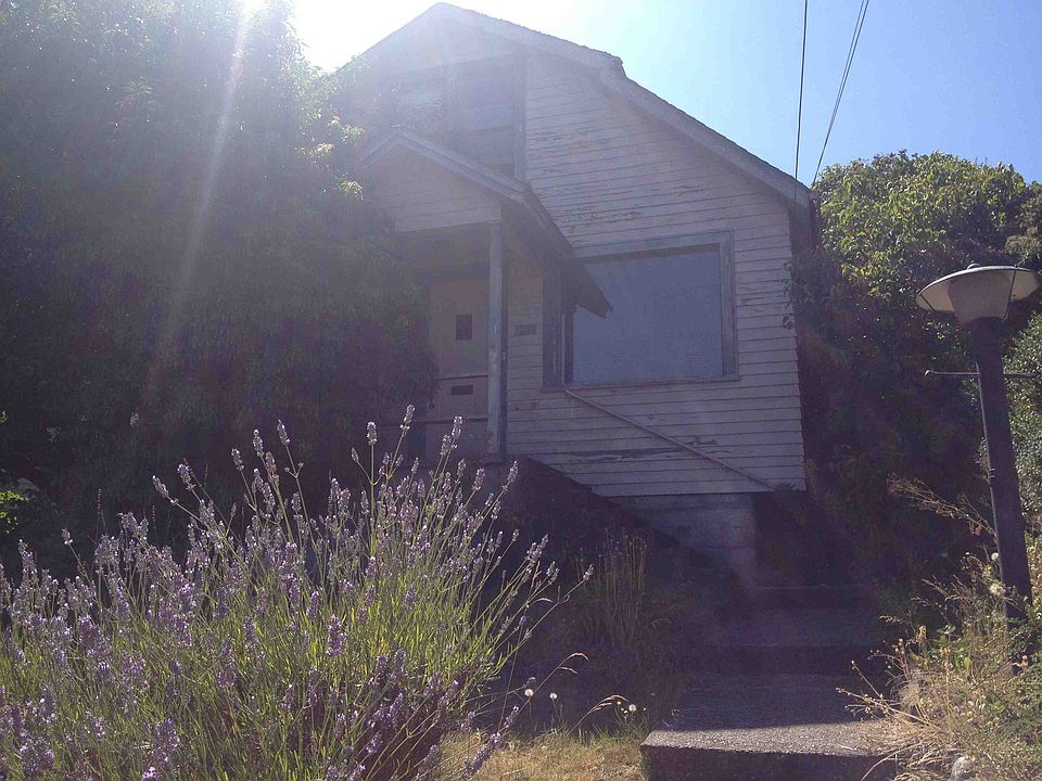 2nd image of 6243 37th Ave NE
