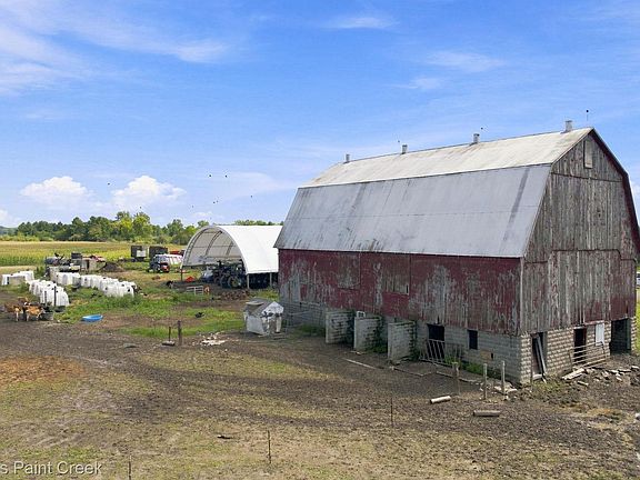 2nd image of 8850-26.14 Lohr Rd