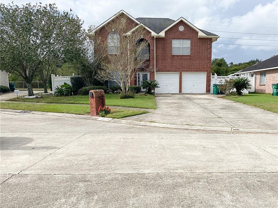1st image of 3956 Aspen Dr