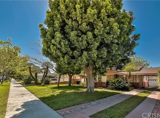 825 N Kemp St, Burbank, CA