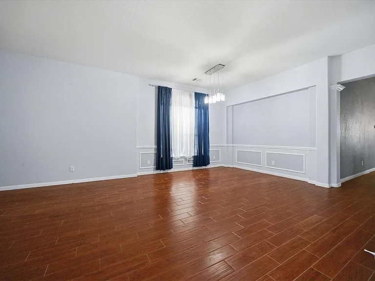 5101 Stonecrest Dr — Photo 4