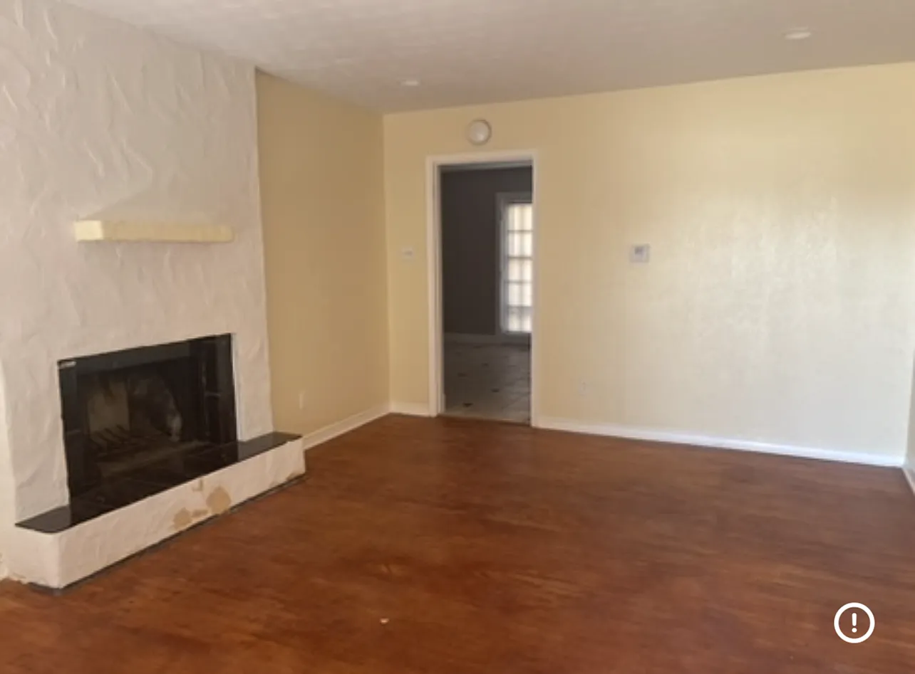 3 bed, 1300 sqft, $2,100 — Photo 2