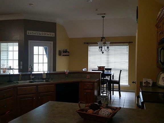 2nd image of 3207 Moonlighting Place Dr
