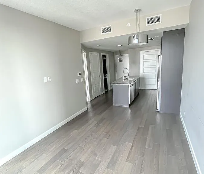 225 11th Ave SE #1207 — Photo 10