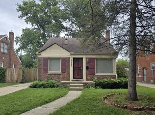 17620 Lenore Ave, Detroit, MI 48219