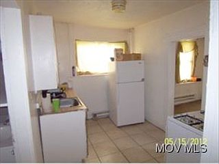 5th image of 1330 Dillaway St