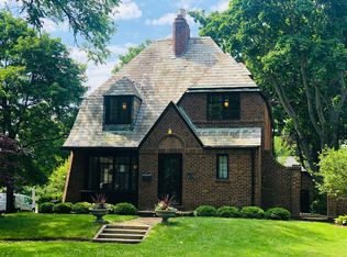 1500 Lincoln St, Evanston, IL 60201