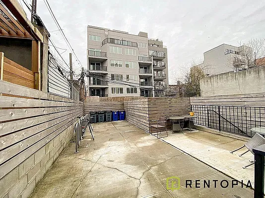 Rented by Rentopia | media 38