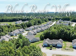 150 Hall Rd, Fremont, NH 03044