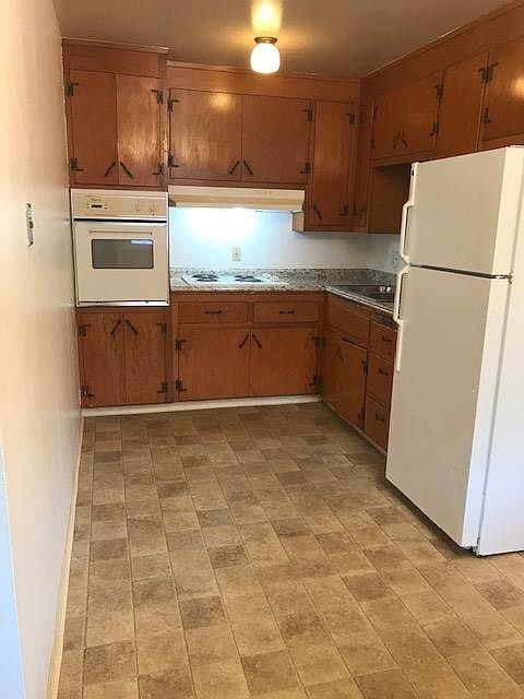 1st image of 2358 Karen Dr #2