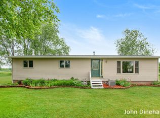 643 W Shore Dr, Stanton, MI