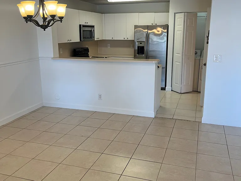 12510 SW 53rd St #12510 — Photo 3