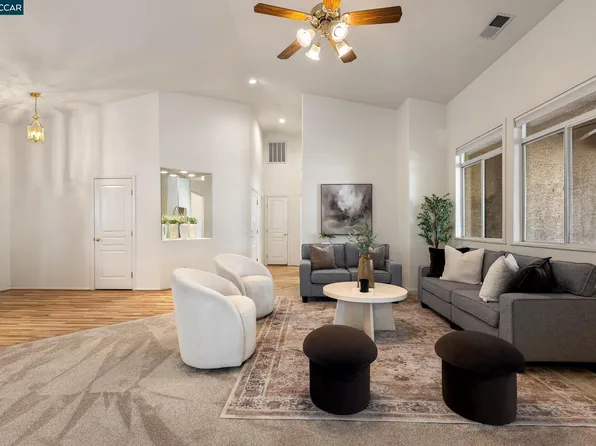 287 Mandarin Cir, Vacaville, CA 95687