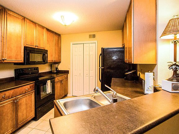 4th image of 3 Arbor Club Dr Unit 108