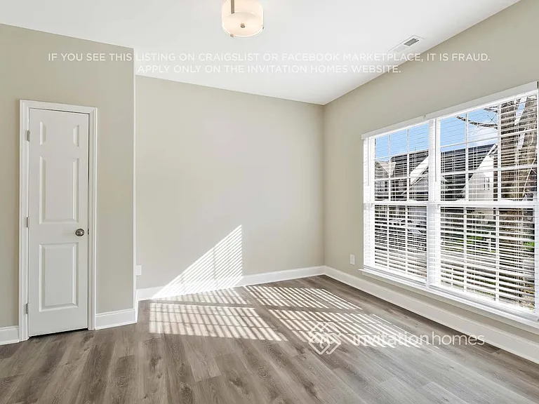 11428 Callahan Mill Dr — Photo 4