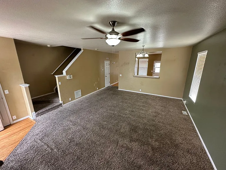 2057 Creekridge Point — Photo 2