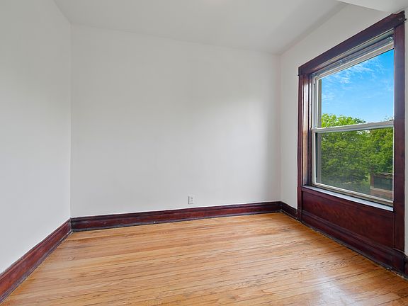 5th image of 6221 S Kimbark Ave APT 3N