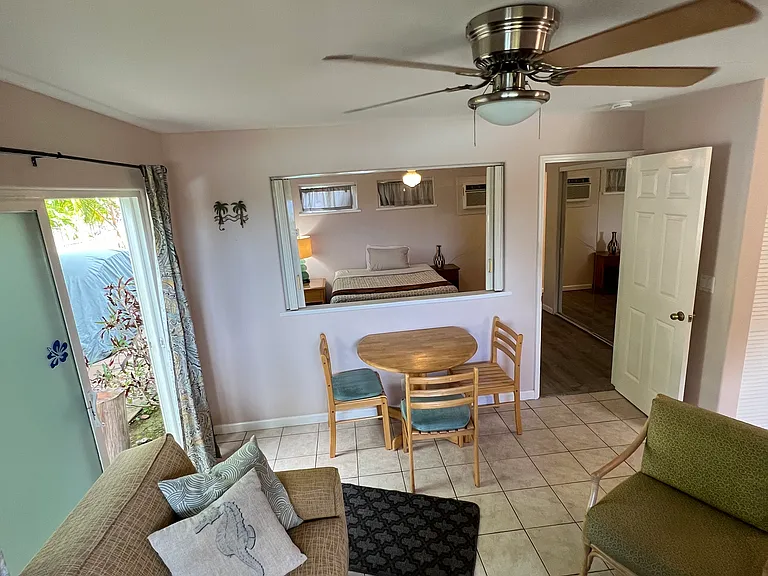 Living Bedroom Area