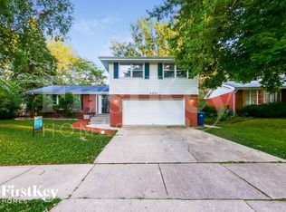 4121 Applewood Ln, Matteson, IL 60443
