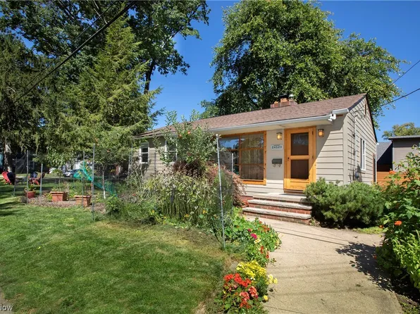 24520 Electric Dr, Bay Village, OH 44140