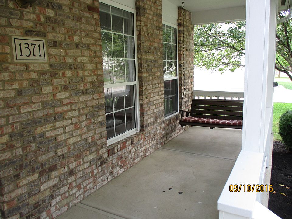 1st image of 1371 River Trail Dr