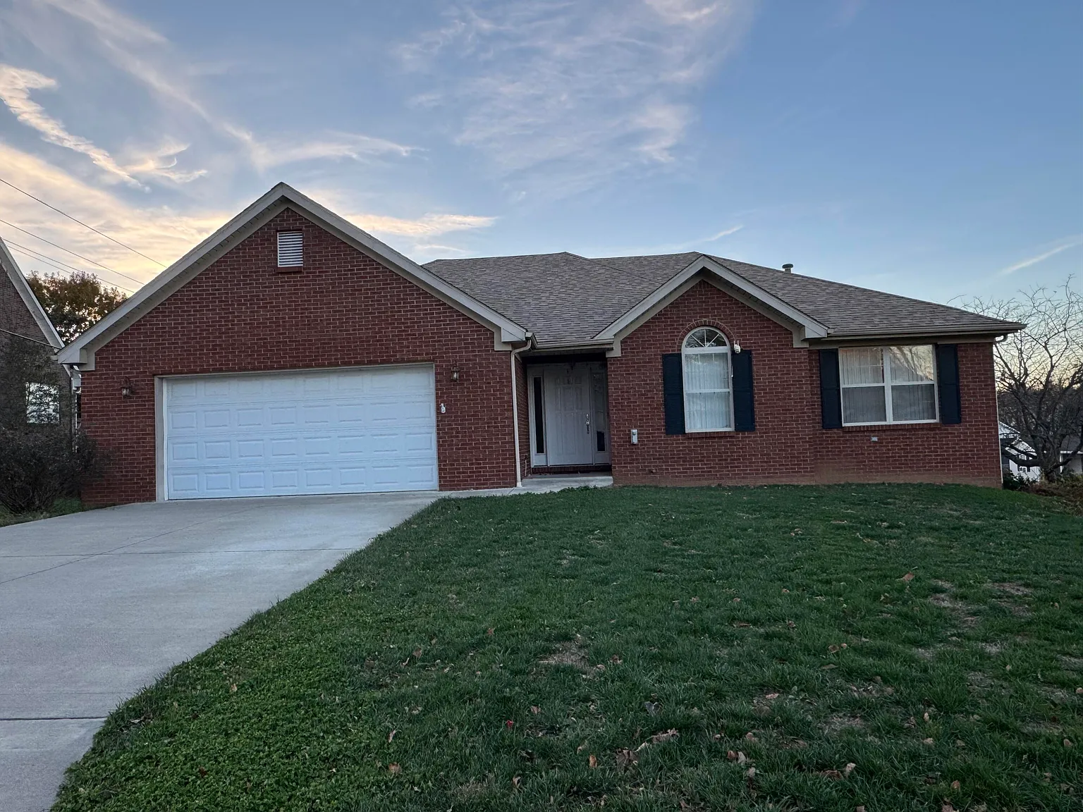 1054 Devane Ln photo 1