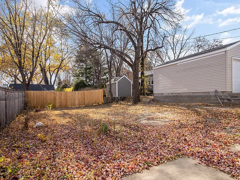 7709 Minnetonka Blvd — Photo 19