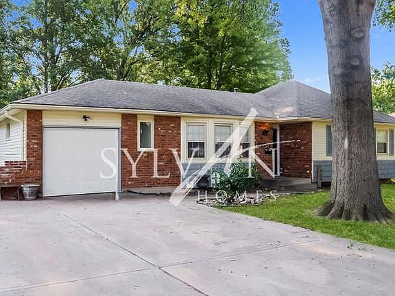 2nd image of 6809 Melrose Ln